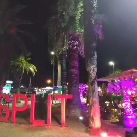 Irisha Appartement *